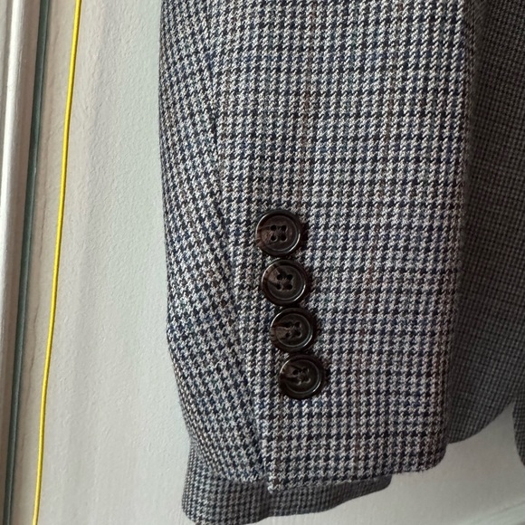Ralph Lauren Men's Blazer wool/silk blend checkered, 2 button size 44R, formal - Picture 5 of 13